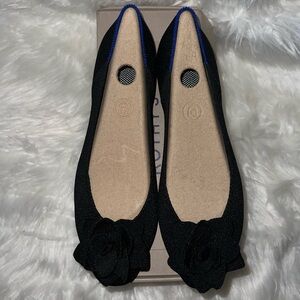 *NWT* Rothy’s Black “The Petal Square” - Size 9